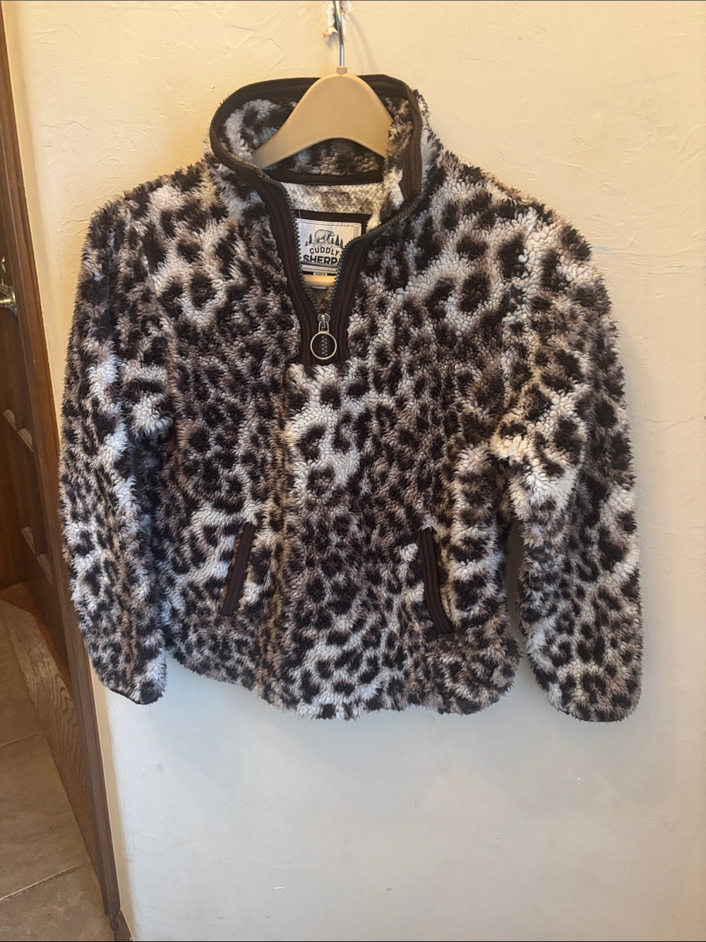 Cuddly Sherpa animal print jacket! 10/12